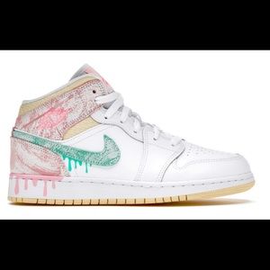 Ice cream drip sneakers size 7 women’s